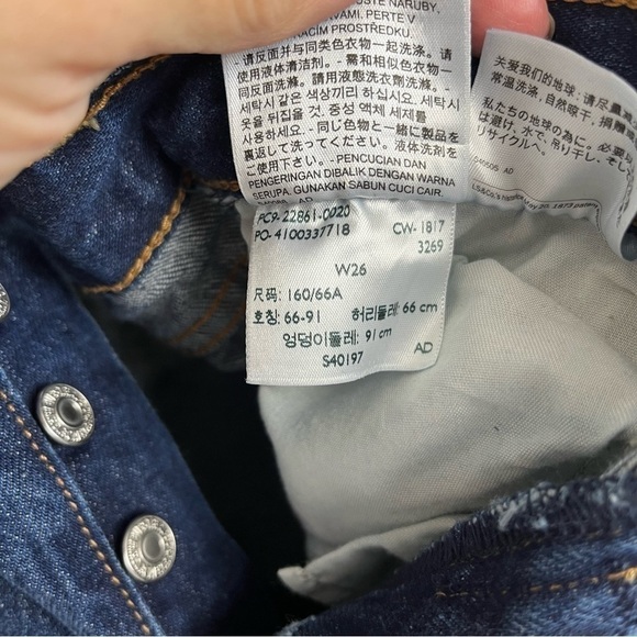 Levi High Rise Button Fly Skinny Jean. Size 26 - Picture 7 of 10